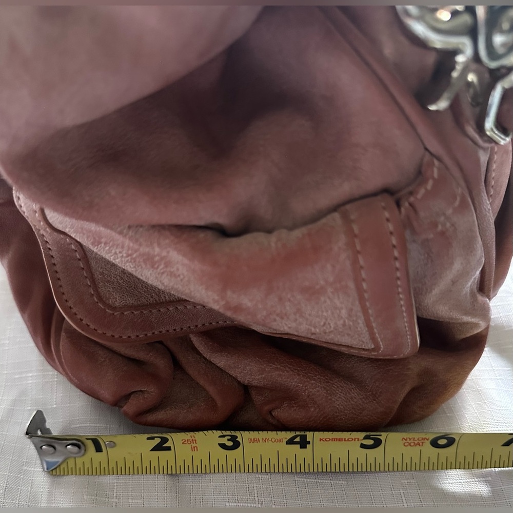 🔥👜 Junior Drake Dusty Rose Leather Bag -- this bag understood the assignment💅 - Picture 5 of 16